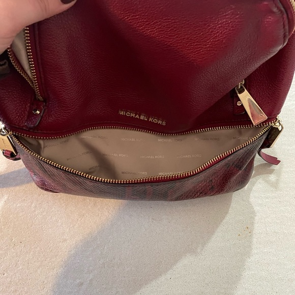 Micheal Kors backpack - Picture 8 of 10